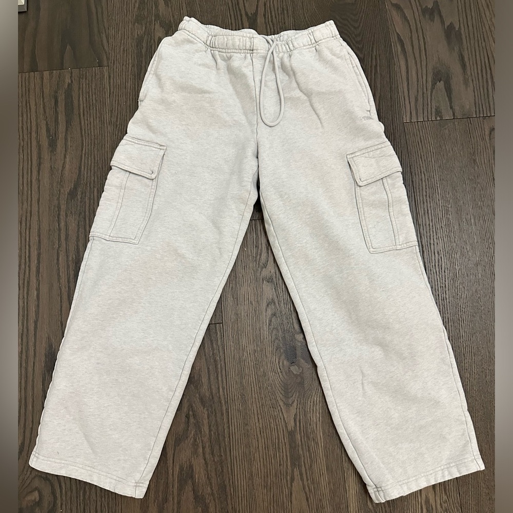 Aritzia TNA Cargo Sweatpants